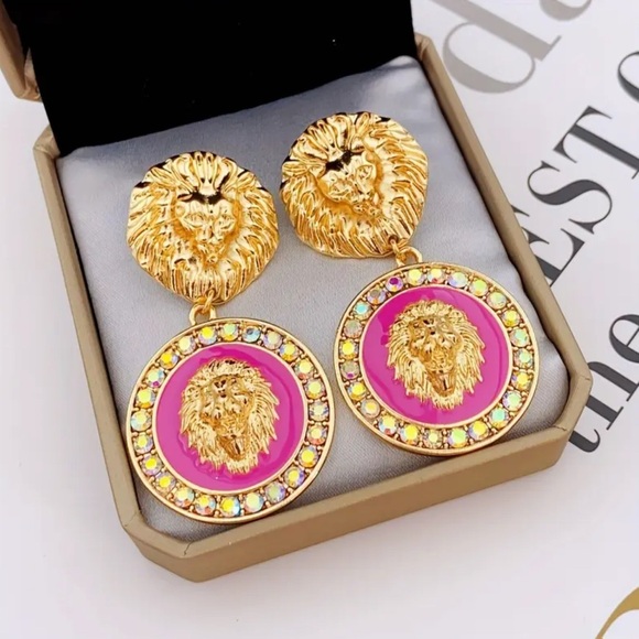 Jewelry - 4FJ: Vintage Style Pink & Golden Lion Head Drop Dangle Zinc Alloy Earrings, NIP